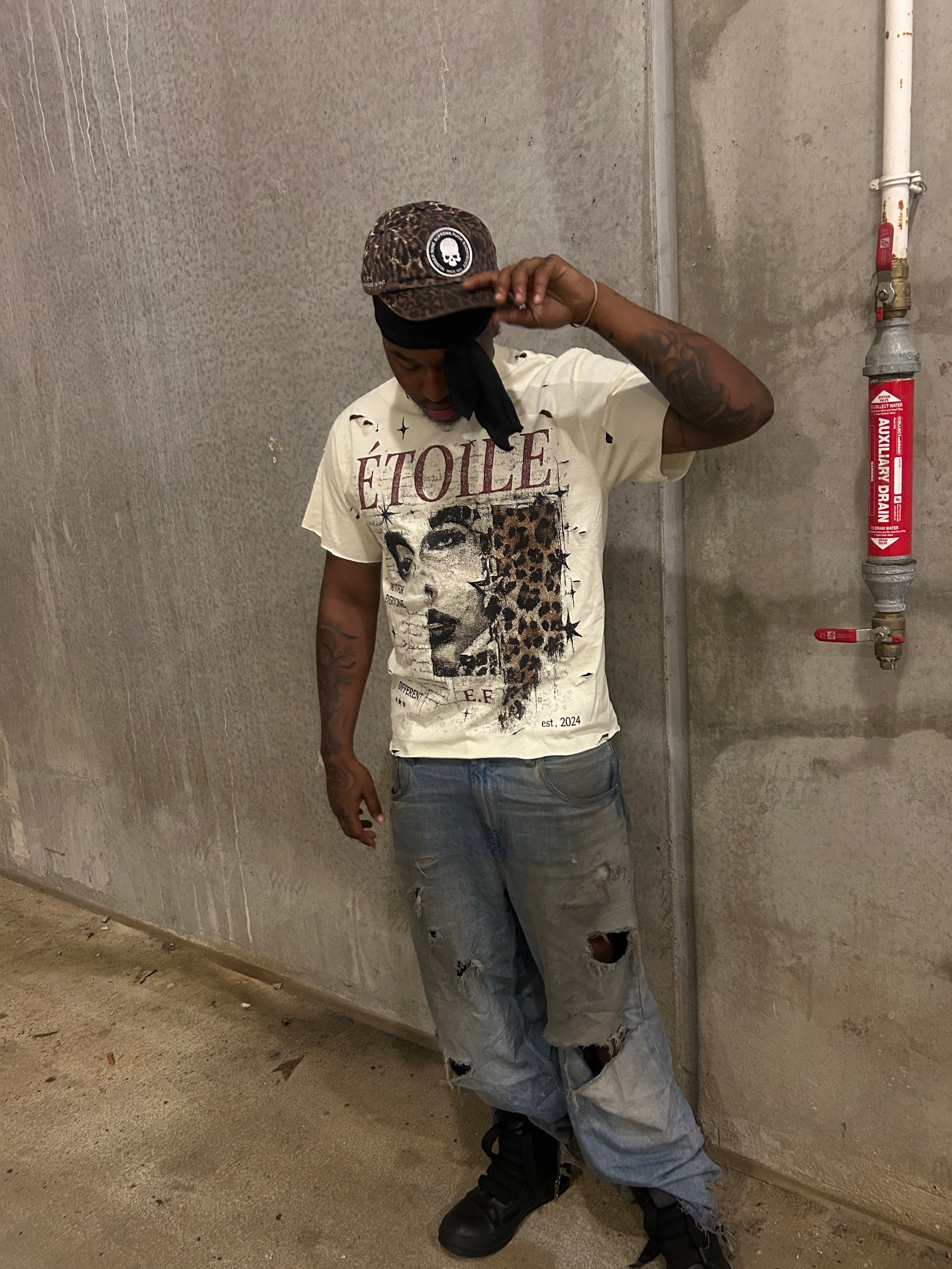 Vintage Crème Tee